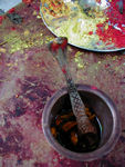 A spot to mix pigments for bindi