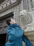 Duncan and lion outside St. Lorenzo