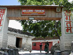 Tukuche was once a major trading town.  The name means "grain flat spot," a reference to the trading function.  The river was once the "salt route."  Salt from Tibetan salt lakes was traded for grain.  Indian salt eventually replaced the Tibetan salt and ended the trade.  Tukuche declined and even with tourism, it hasn't really recovered.